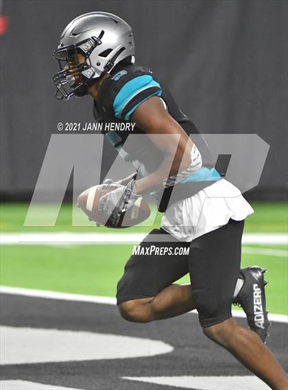Thumbnail 1 in Silverado vs. Shadow Ridge (4A State Championship) photogallery.