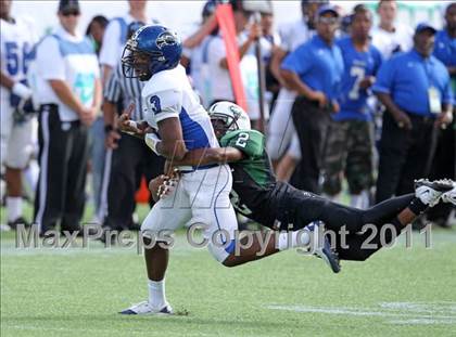 Thumbnail 3 in Armwood vs. Central (FHSAA 6A State Final) photogallery.