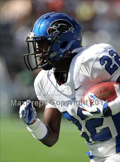 Thumbnail 2 in Armwood vs. Central (FHSAA 6A State Final) photogallery.