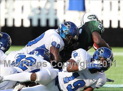 Thumbnail 2 in Armwood vs. Central (FHSAA 6A State Final) photogallery.