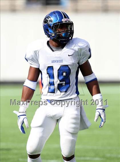Thumbnail 3 in Armwood vs. Central (FHSAA 6A State Final) photogallery.