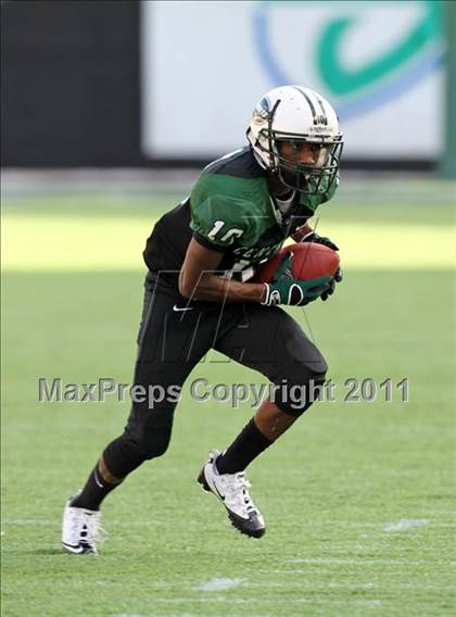 Thumbnail 2 in Armwood vs. Central (FHSAA 6A State Final) photogallery.