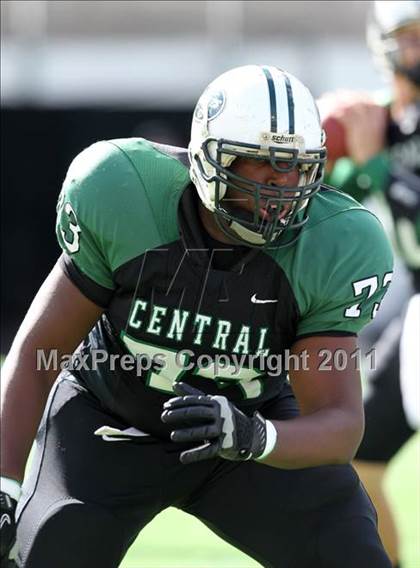 Thumbnail 3 in Armwood vs. Central (FHSAA 6A State Final) photogallery.