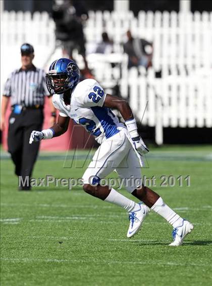 Thumbnail 2 in Armwood vs. Central (FHSAA 6A State Final) photogallery.