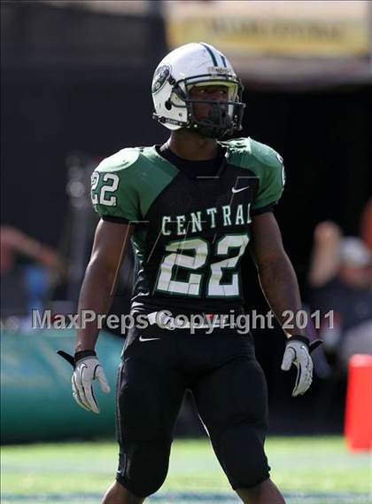 Thumbnail 1 in Armwood vs. Central (FHSAA 6A State Final) photogallery.