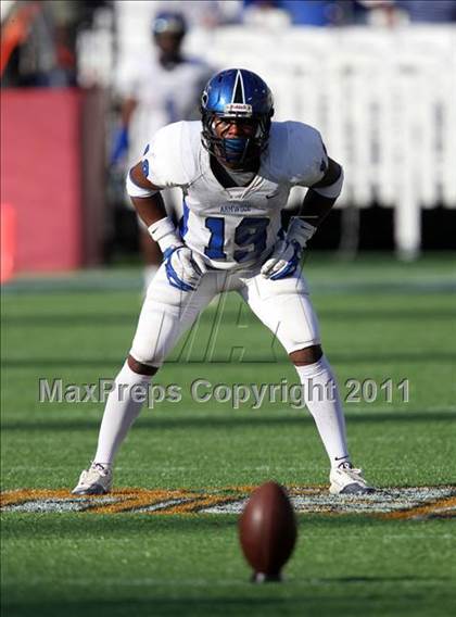 Thumbnail 1 in Armwood vs. Central (FHSAA 6A State Final) photogallery.