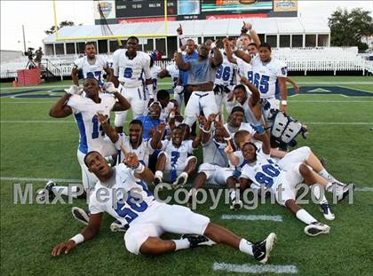 Thumbnail 1 in Armwood vs. Central (FHSAA 6A State Final) photogallery.