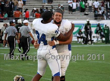 Thumbnail 3 in Armwood vs. Central (FHSAA 6A State Final) photogallery.