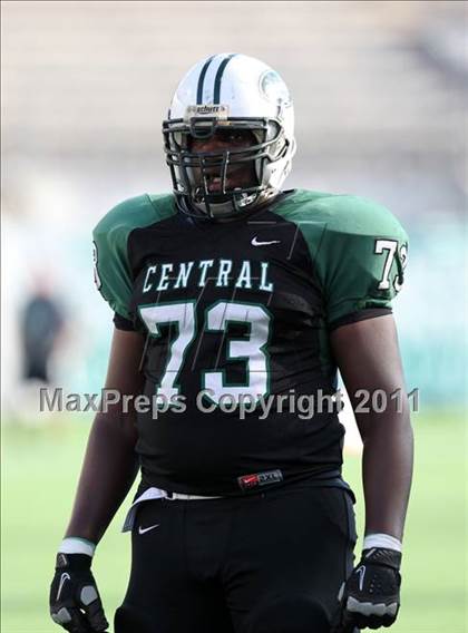 Thumbnail 3 in Armwood vs. Central (FHSAA 6A State Final) photogallery.