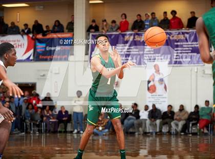 Thumbnail 3 in Christ School vs. Greene Central (John Wall Holiday Invitational) photogallery.
