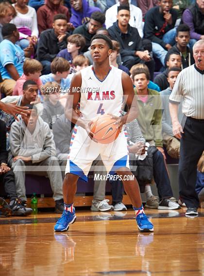 Thumbnail 1 in Christ School vs. Greene Central (John Wall Holiday Invitational) photogallery.