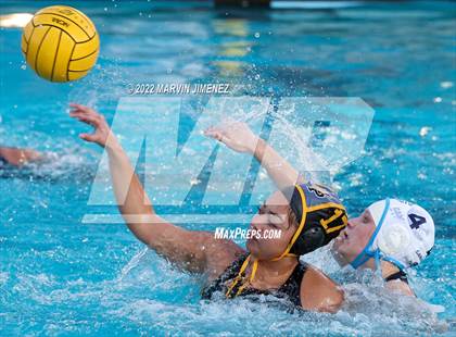 Thumbnail 2 in Camarillo vs Newbury Park photogallery.
