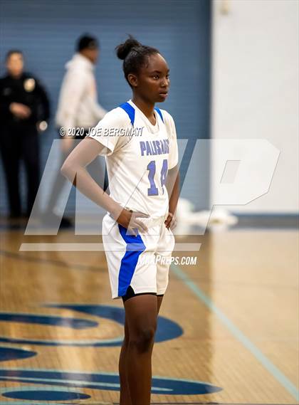 Thumbnail 2 in Santa Monica @ Palisades (CIF SoCal D2 Regional Final) photogallery.