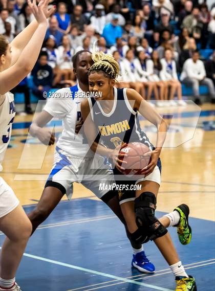 Thumbnail 3 in Santa Monica @ Palisades (CIF SoCal D2 Regional Final) photogallery.