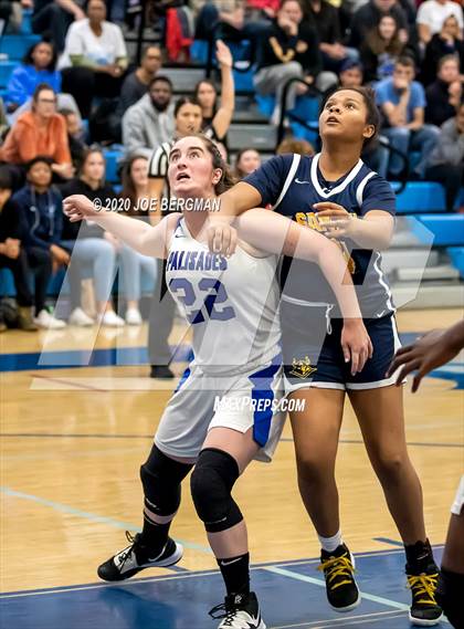 Thumbnail 2 in Santa Monica @ Palisades (CIF SoCal D2 Regional Final) photogallery.