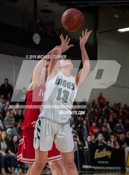 Thumbnail 2 in Biggs vs. Trinity (NSCIF D5 Girls Final) photogallery.