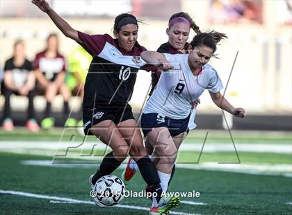 Thumbnail 3 in Centennial vs Wylie (UIL 5A Region 2 Bi-District Playoff) photogallery.