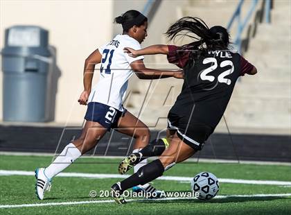 Thumbnail 1 in Centennial vs Wylie (UIL 5A Region 2 Bi-District Playoff) photogallery.
