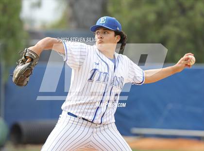 Thumbnail 2 in Ayala vs. Eastlake (CIF SoCal Regional D1 Quarterfinal) photogallery.