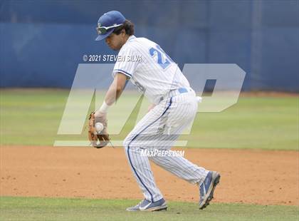 Thumbnail 2 in Ayala vs. Eastlake (CIF SoCal Regional D1 Quarterfinal) photogallery.