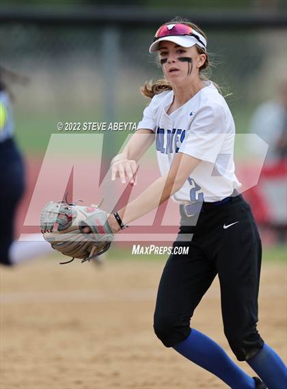 Thumbnail 1 in Valor Christian @ Grandview photogallery.