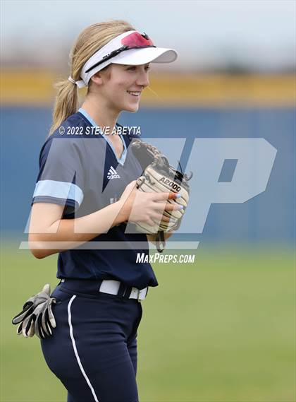 Thumbnail 3 in Valor Christian @ Grandview photogallery.