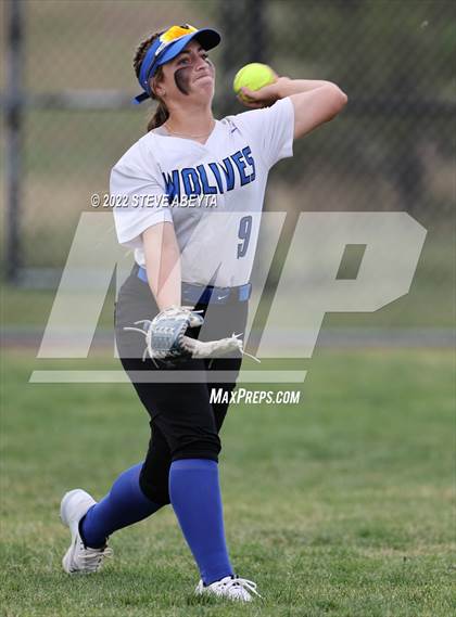 Thumbnail 1 in Valor Christian @ Grandview photogallery.