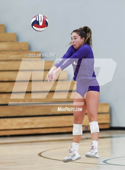 Thumbnail 2 in Salinas vs. Los Gatos (CIFCCS D1 Championship) photogallery.