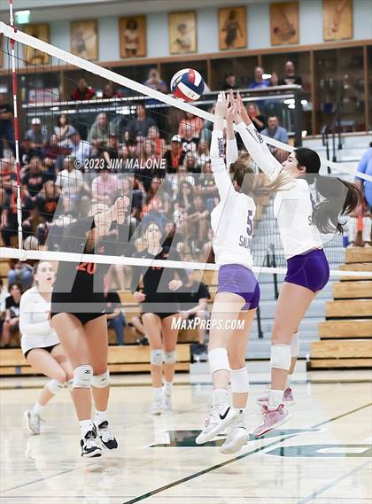 Thumbnail 1 in Salinas vs. Los Gatos (CIFCCS D1 Championship) photogallery.