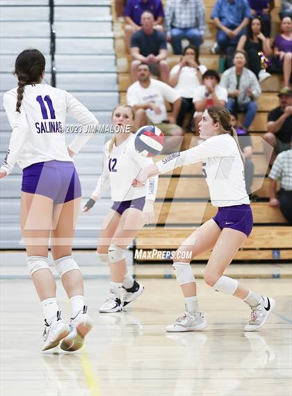 Thumbnail 1 in Salinas vs. Los Gatos (CIFCCS D1 Championship) photogallery.