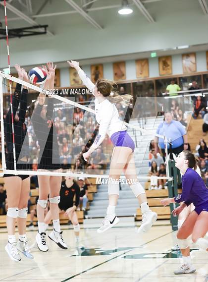 Thumbnail 2 in Salinas vs. Los Gatos (CIFCCS D1 Championship) photogallery.