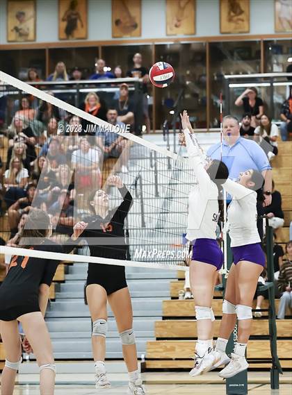 Thumbnail 1 in Salinas vs. Los Gatos (CIFCCS D1 Championship) photogallery.
