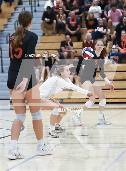 Thumbnail 2 in Salinas vs. Los Gatos (CIFCCS D1 Championship) photogallery.