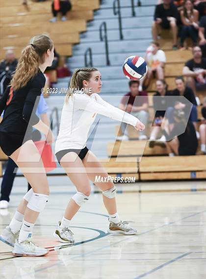 Thumbnail 1 in Salinas vs. Los Gatos (CIFCCS D1 Championship) photogallery.