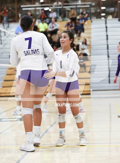 Thumbnail 2 in Salinas vs. Los Gatos (CIFCCS D1 Championship) photogallery.