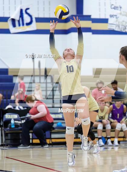 Thumbnail 3 in Olney @ Perrin-Whitt photogallery.