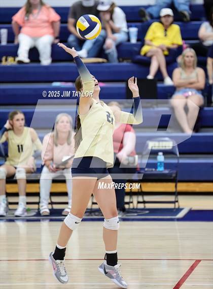 Thumbnail 2 in Olney @ Perrin-Whitt photogallery.