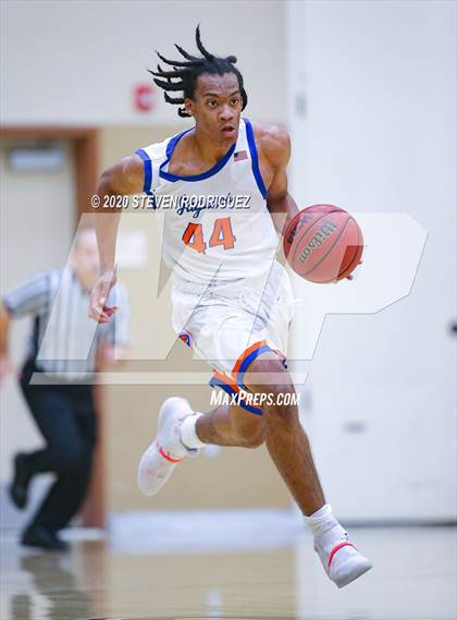 Thumbnail 1 in Beyer vs. Kimball photogallery.