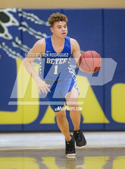 Thumbnail 3 in Beyer vs. Kimball photogallery.