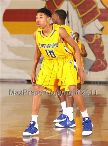 Thumbnail 2 in Crenshaw vs. Eastside (SFV Invitational) photogallery.