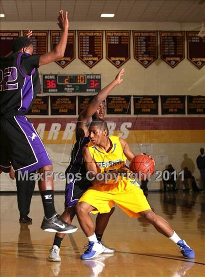 Thumbnail 3 in Crenshaw vs. Eastside (SFV Invitational) photogallery.