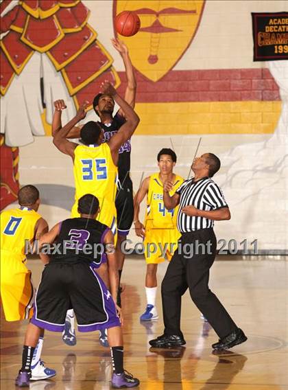Thumbnail 3 in Crenshaw vs. Eastside (SFV Invitational) photogallery.