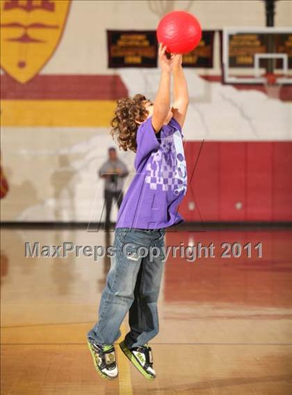 Thumbnail 1 in Crenshaw vs. Eastside (SFV Invitational) photogallery.