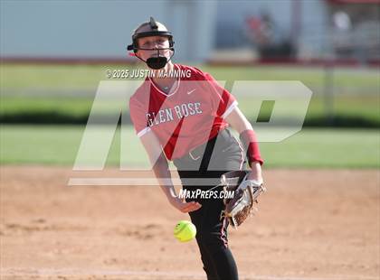 Thumbnail 2 in Mayflower @ Glen Rose photogallery.