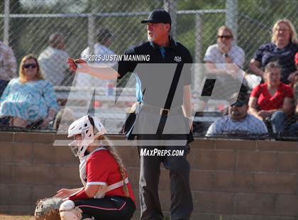 Thumbnail 3 in Mayflower @ Glen Rose photogallery.
