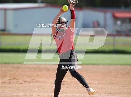 Thumbnail 3 in Mayflower @ Glen Rose photogallery.