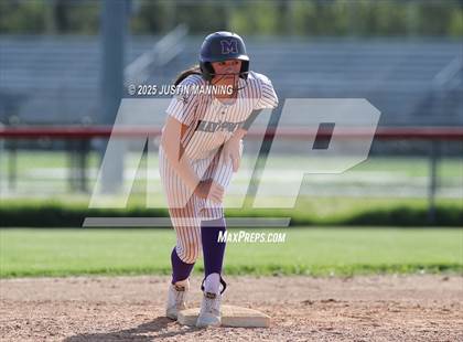 Thumbnail 2 in Mayflower @ Glen Rose photogallery.