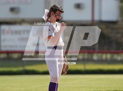 Thumbnail 3 in Mayflower @ Glen Rose photogallery.