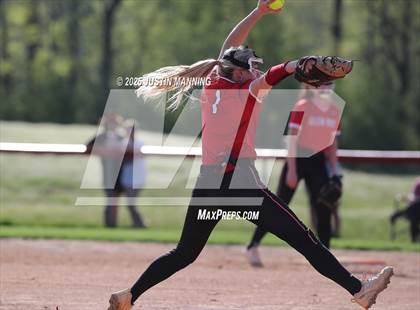 Thumbnail 1 in Mayflower @ Glen Rose photogallery.
