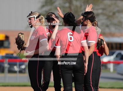 Thumbnail 3 in Mayflower @ Glen Rose photogallery.